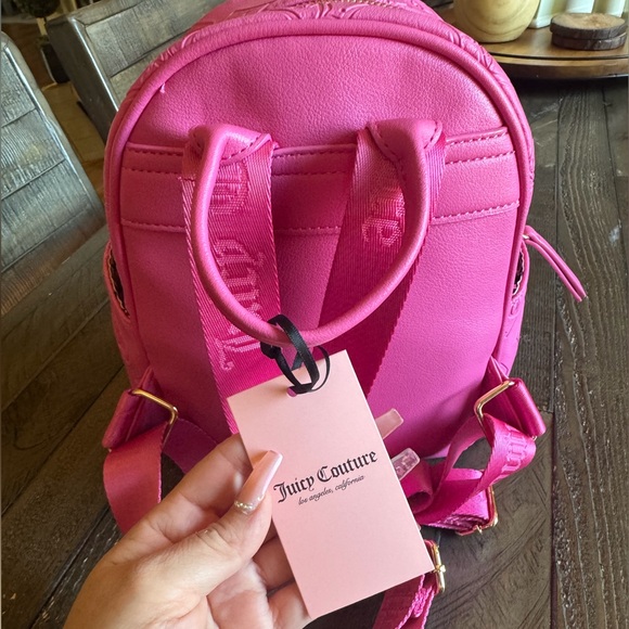 backpacks for men travel Canvas Backpack, Army green details-Scratches, Stains Hoops Elite Backpack - Coral-Medallion:Horseshoe The default font is